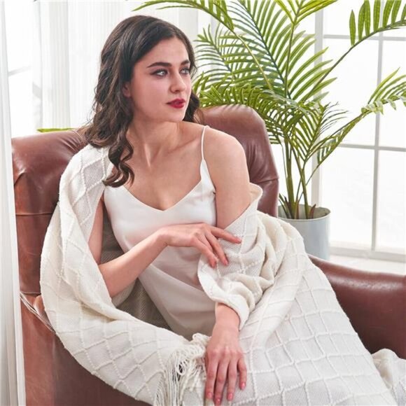 Knitted Throw Blankets for Couch and Bed, Soft Cozy Knit Blanket - Picture 2 of 7